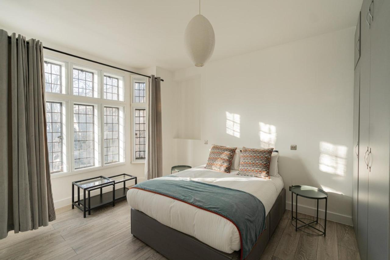 The Apartments Kensington High Street London Bagian luar foto