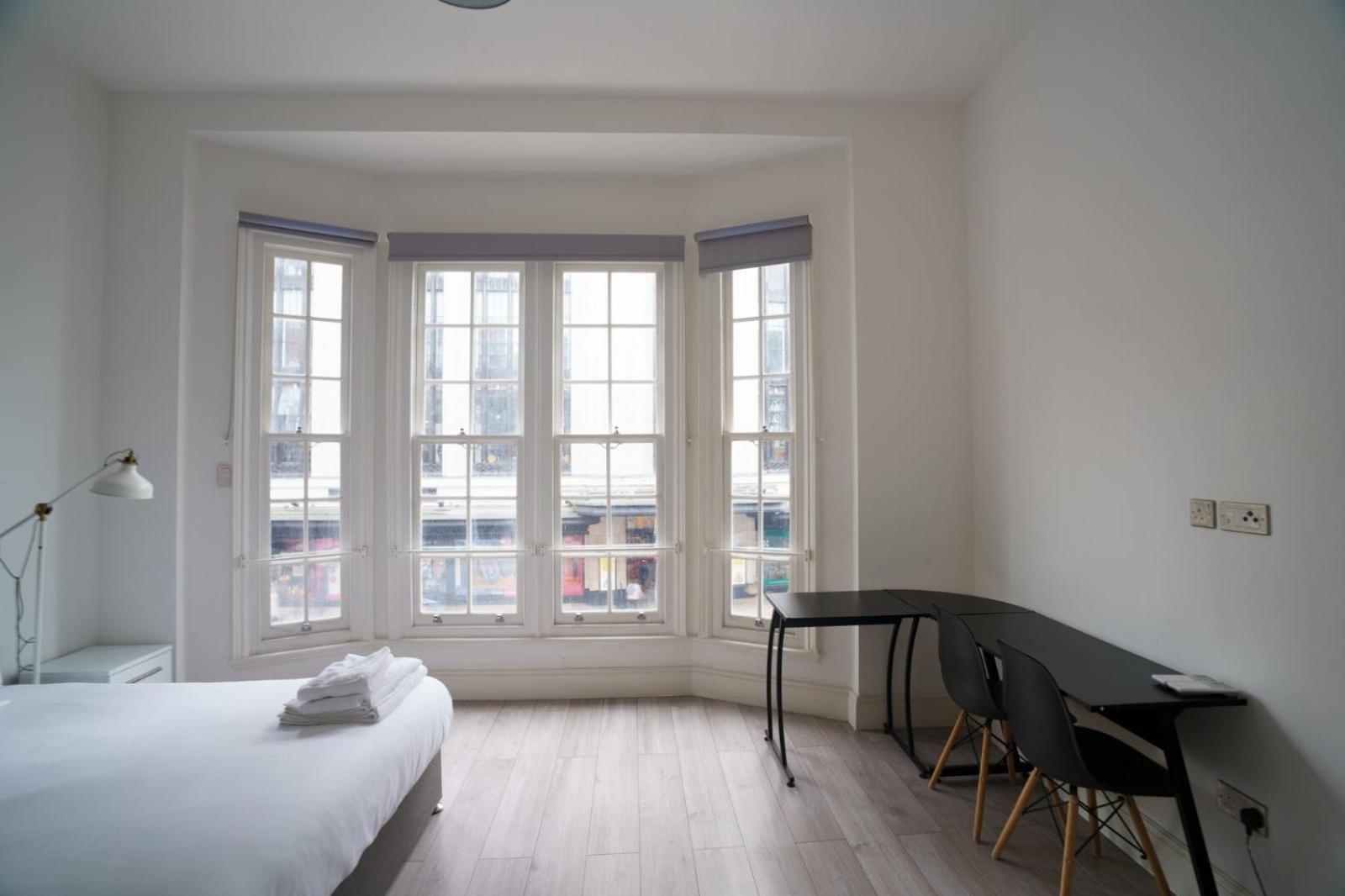 The Apartments Kensington High Street London Bagian luar foto