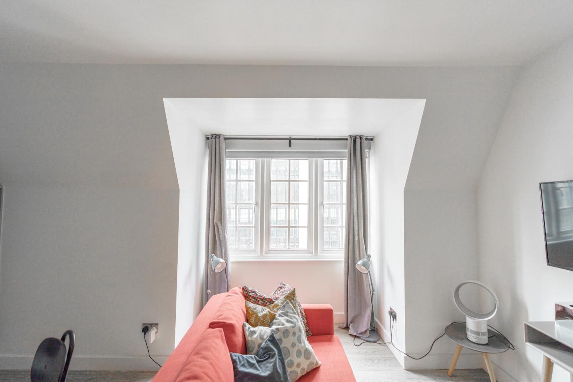 The Apartments Kensington High Street London Bagian luar foto